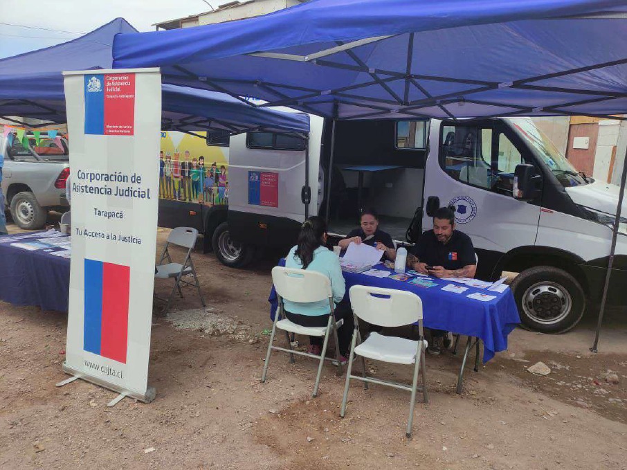 Participación del Consultorio Jurídico de Iquique en Gobierno en Terreno en Laguna Verde
